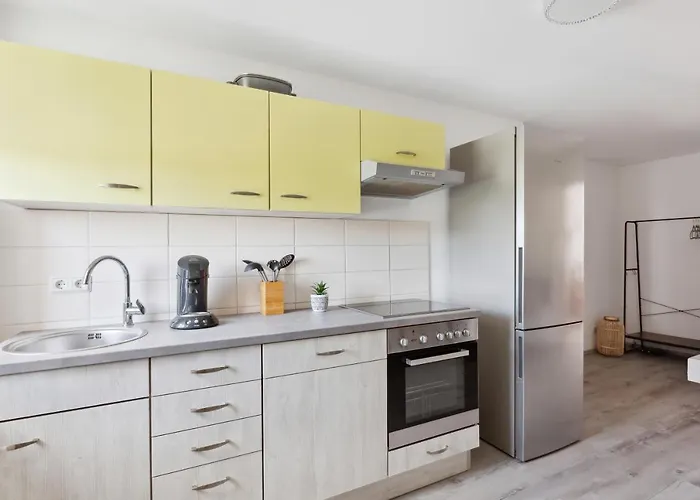 Apartment-studio, Netflix-tv Für Bis Zu 2 Personen Apartment *